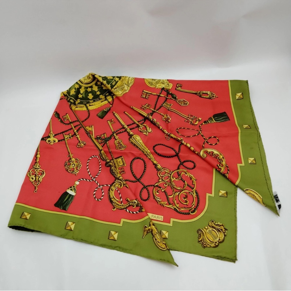 Hermes scarf Carre 90 100% Silk - Picture 8 of 10